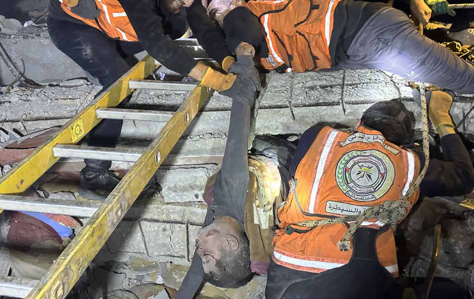 Following an Israeli military strike on the home of the Palestinian Arouk family in Gaza’s central Ridwan neighborhood, civil defense teams and local residents have recovered the body of a Palestinian child. More than 10 people were killed in the attack.