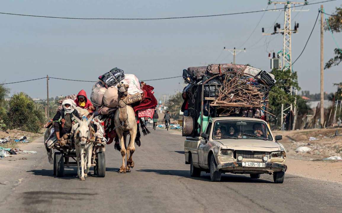 The United Nations (UN) reported that the Israeli military has asked 1.1 million civilians in Gaza to leave their homes and move to the southern part of the region. Gazans are migrating south in large numbers.