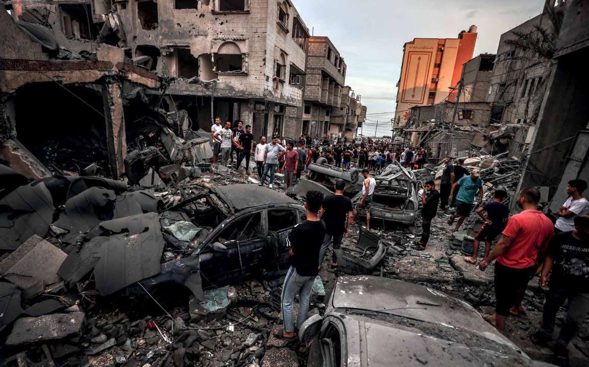 A string of vehicles were wrecked near the destroyed Al-Gharbi Mosque, following aerial attacks by the Israeli army on the Al- Shati Refugee Camp.