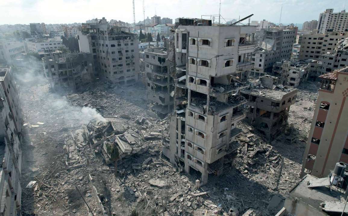 Israeli warplanes have reduced Gaza’s Rimal neighborhood to rubble.